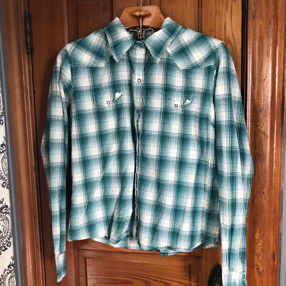 - - Baileys Point Cotton Button Down